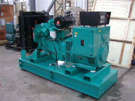 秦安200kw康明斯柴油发电机组图片 秦安200kw康明斯柴油发电机组图片